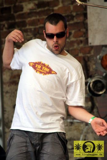 Cocoheadnuts (D) 17. This Is Ska Festival - Wasserburg, Rosslau 21. Juni 2013 (14).JPG